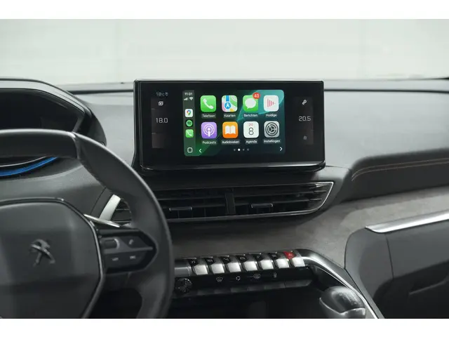 Peugeot 5008 PureTech 130 GT 2024 Benzine 57