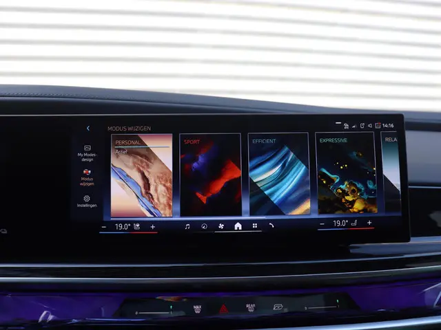 BMW 7 Serie 750e xDrive 2025 Hybride Benzine 25