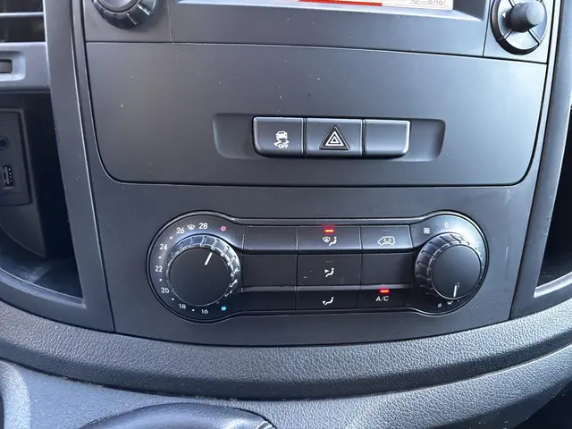 Mercedes-Benz Vito 116 CDI Lang 2019 Diesel 18