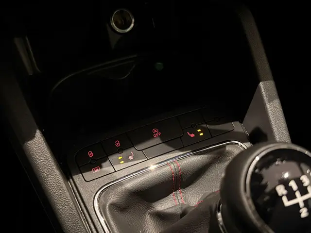 SEAT Ibiza 1.0 EcoTSI FR Connect 2017 Benzine 22