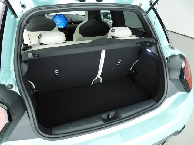 MINI 3-Deurs Cooper C 2025 Benzine 9