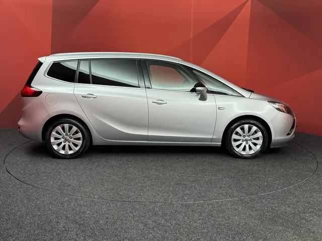 Opel Zafira Tourer 1.4 Cosmo 7p. 2014 Benzine 16