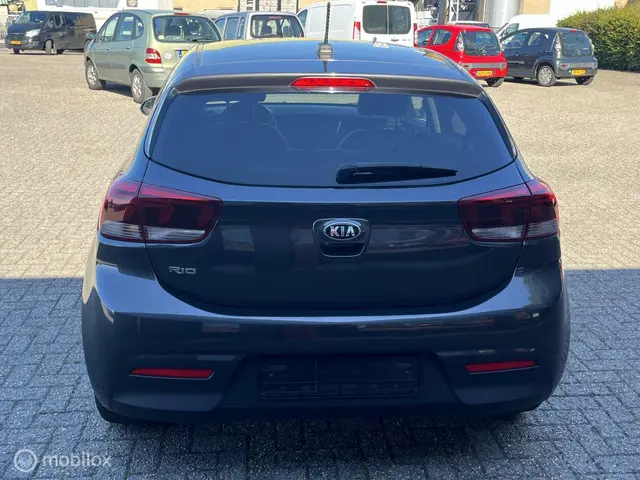 Kia Rio 1.4 DynamicLine 2017 Benzine 4