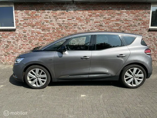 Renault Scénic 1.3 TCe Initiale Paris 2020 Benzine 2