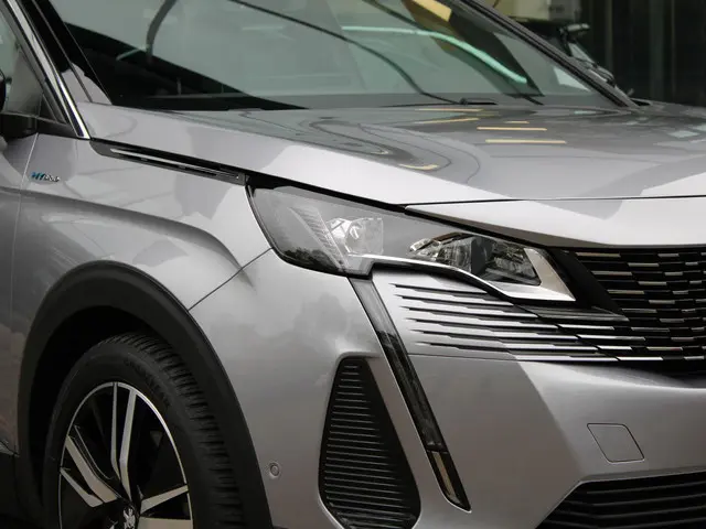 Peugeot 3008 1.6 HYbrid 225 GT 2022 Hybride Benzine 26