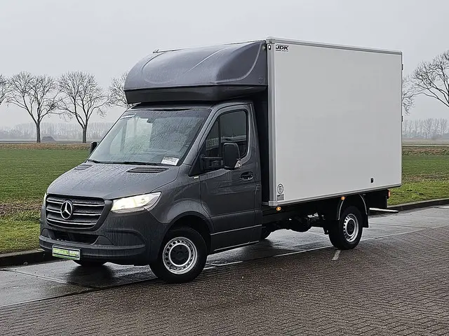 Mercedes-Benz Sprinter 319 2020 Diesel 2