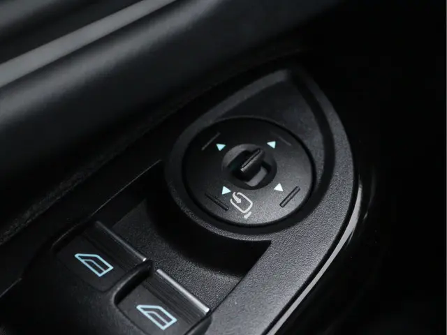 Ford B-MAX 1.0 EcoBoost Titanium 2018 Benzine 26