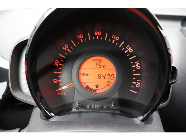 Toyota Aygo 1.0 VVT-i x-cite 2017 Benzine 19