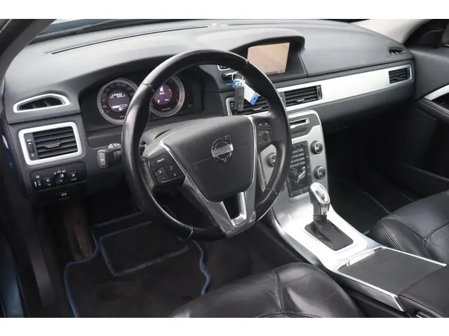Volvo V70 2.0 D4 Summum 2013 Diesel 6