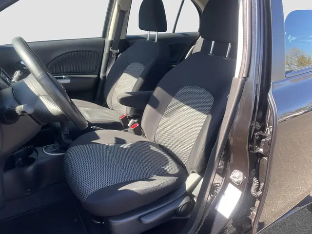Nissan Micra 1.2 Connect Edition 2015 Benzine 11