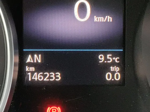 Volkswagen Touran 1.4 TSI Highline 2017 Benzine 55