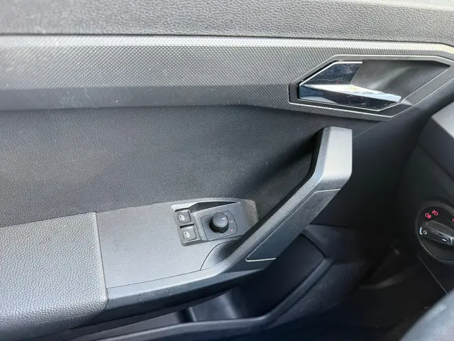 SEAT Ibiza 1.0 TSI Flex 2021 Benzine 16