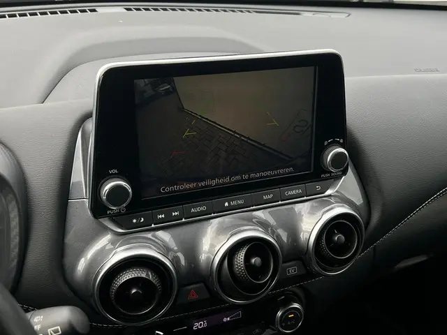 Nissan Juke 1.6 Hybrid N-Design 2024 Hybride Benzine 8