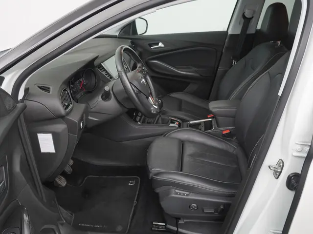 Opel Grandland X 1.2 Turbo Innovation 2018 Benzine 11