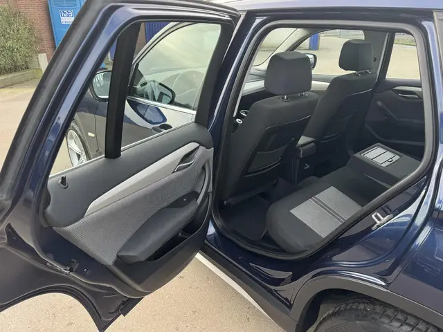 BMW X1 sDrive20i 2012 Benzine 27