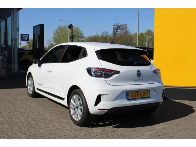 Renault Clio TCe 90 GPF Evolution 2024 Benzine 4
