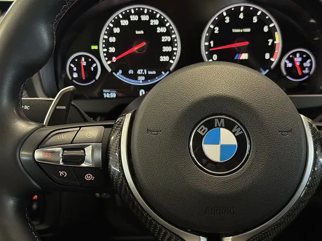 BMW X5 M 2017 Benzine 33