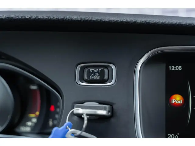 Volvo V40 T3 Momentum Automaat 2015 Benzine 33