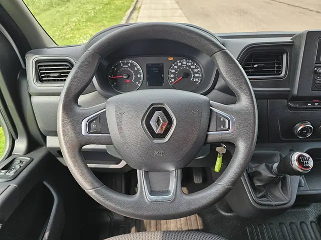 Renault Master 2.3 2022 Diesel 11