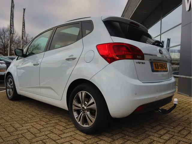 Kia Venga 1.4 CVVT ExecutiveLine 2016 Benzine 6