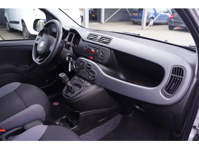 Fiat Panda 0.9 TwinAir Popstar 2018 Benzine 25
