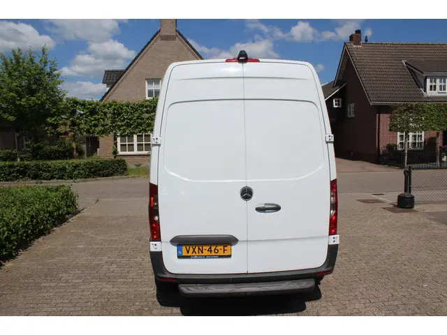 Mercedes-Benz Sprinter 314 2.2 CDI L2H2 2019 Diesel 7