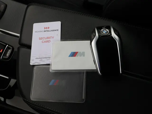 BMW M5 COMPETITION 740 PK FACELIFT MODEL 2020 Benzine 92