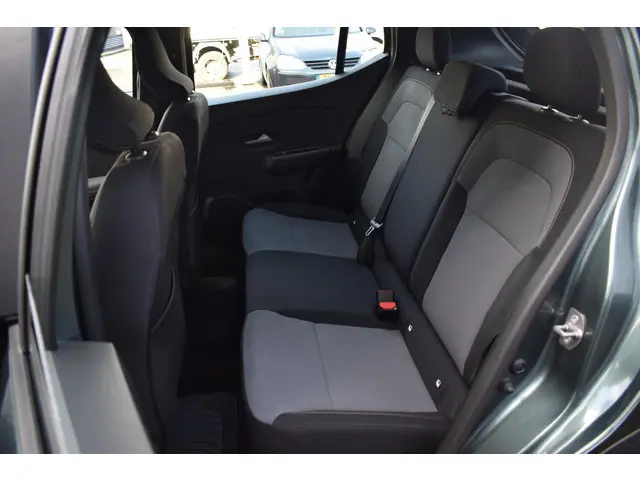 Dacia Sandero Stepway TCe 110 Extreme 2024 Benzine 14