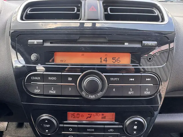 Mitsubishi Space Star 1.0 Bright NAP / AIRCO 2015 Benzine 20