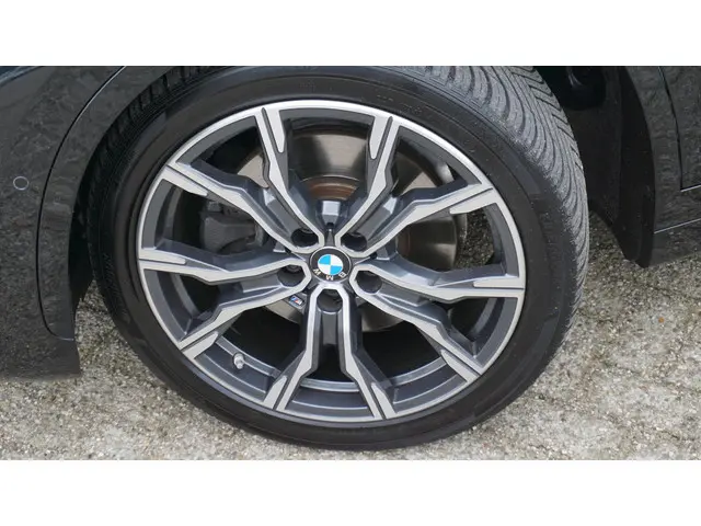 BMW X1 xDrive25e 220pk M-Sport 2021 Hybride Benzine 61