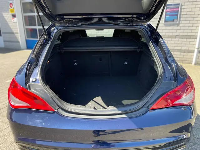 Mercedes-Benz CLA Shooting Brake 200 2016 Benzine 17