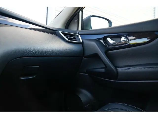 Nissan QASHQAI 1.2 Tekna 2016 Benzine 24