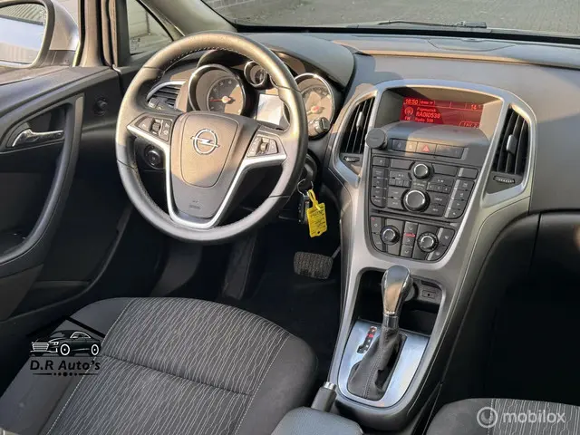 Opel Astra Sports Tourer 1.4 Turbo Sport + 2015 Benzine 13