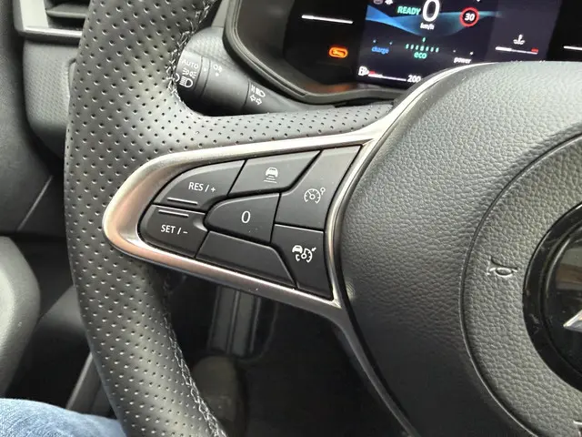 Mitsubishi Colt 1.6 HEV Intense+ 2024 Hybride Benzine 17