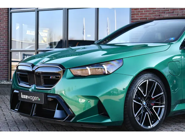 BMW M5 5-serie Touring 2024 Hybride Benzine 21