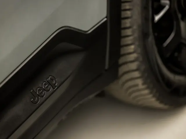 Jeep Avenger 1.2 Altitude Sport 2023 Benzine 38