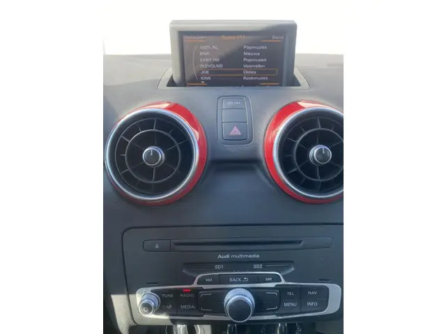 Audi A1 Sportback 1.2 TFSI Admired 2014 Benzine 12