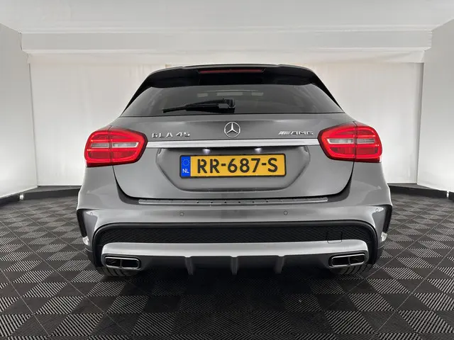 Mercedes-Benz GLA AMG 45 4MATIC 2015 Benzine 5