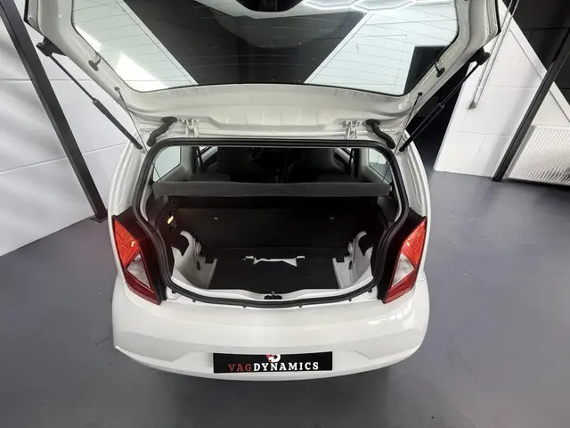 SEAT Mii 1.0 FR Connect 2017 Benzine 8