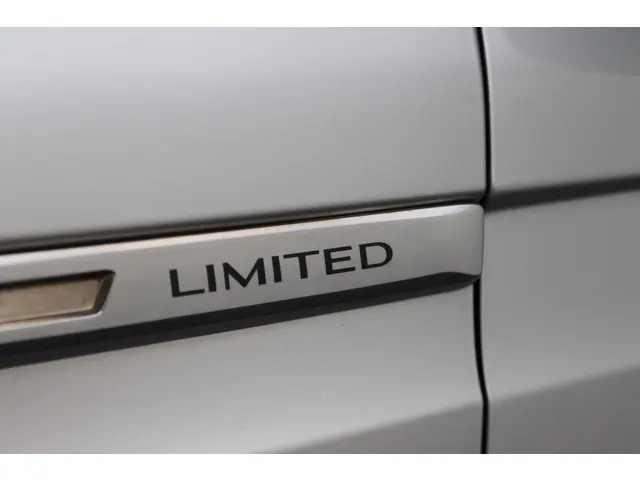 Renault Mégane Estate 1.3 TCe Limited 2019 Benzine 28