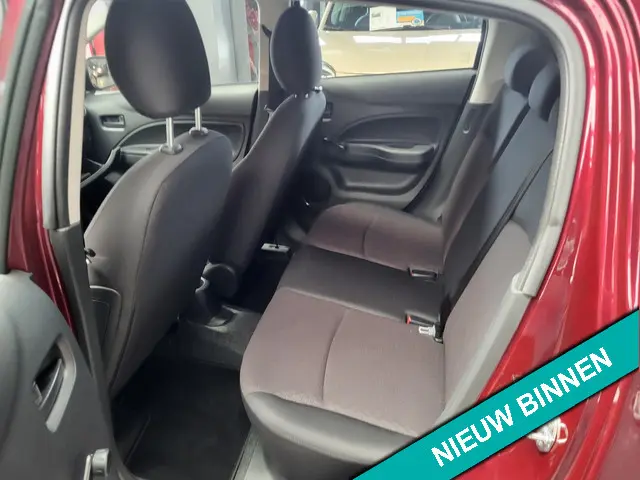 Mitsubishi Space Star 1.0 Cool+ 2021 Benzine 8