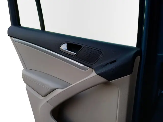 Volkswagen Tiguan 1.4 TSI Business Edition 2014 Benzine 31