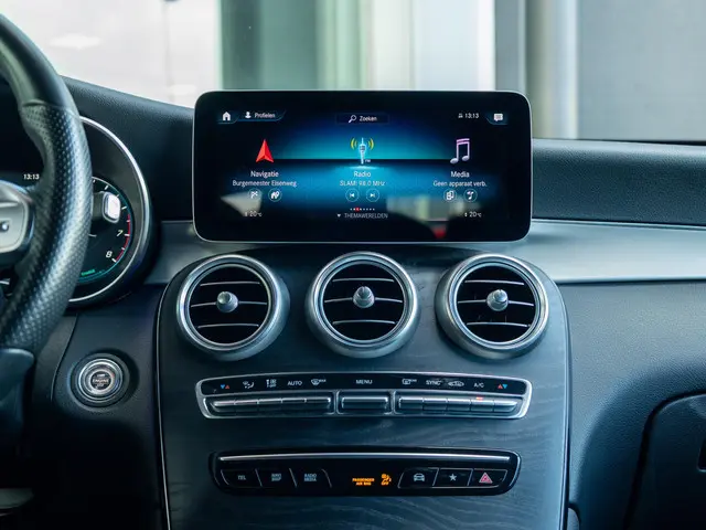 Mercedes-Benz 200-klasse GLC Premium 2020 Benzine 12