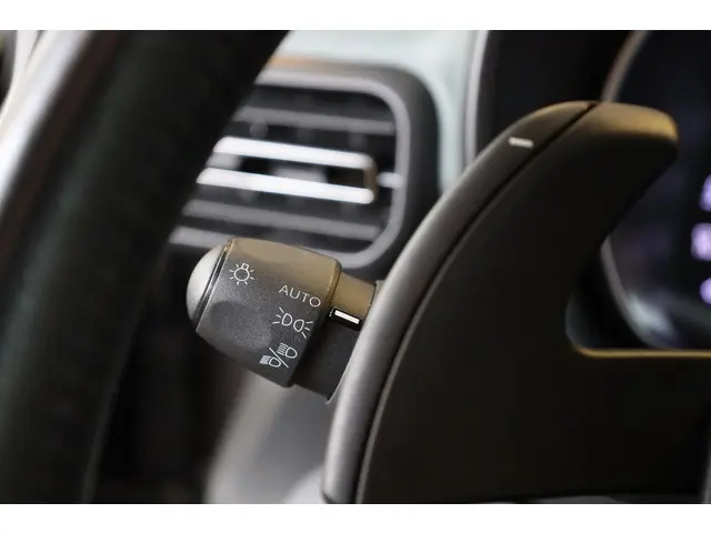 Citroën Berlingo PT 130 Shine Automaat-8 2020 Benzine 30