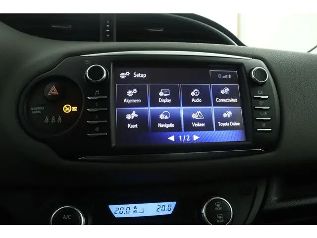Toyota Yaris 1.5 Hybrid Energy 2018 Hybride Benzine 53