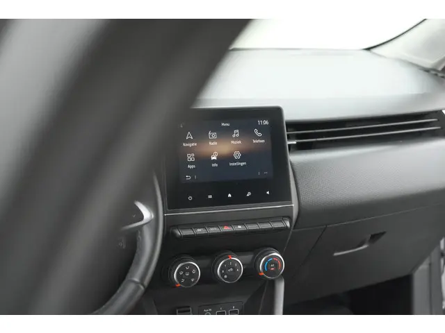 Renault Clio TCe 90 Zen 2021 Benzine 40