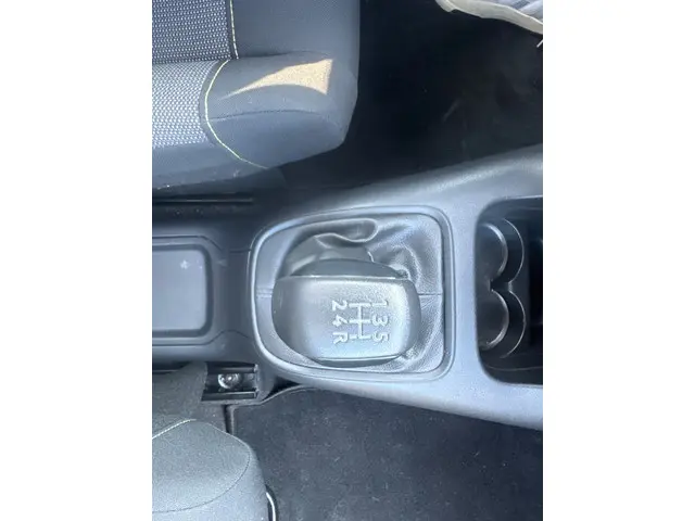 Citroën C3 1.2 PureTech Feel Edition 2018 Benzine 22