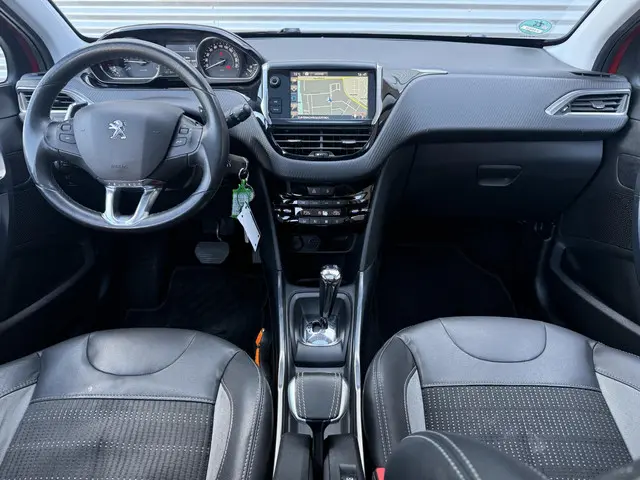Peugeot 2008 1.2 VTi Allure 2014 Benzine 26