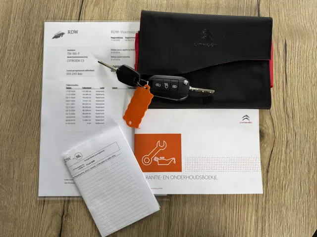 Citroën C3 1.2 PureTech S&S Shine 2018 Benzine 9
