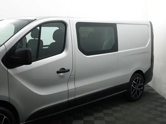 Renault Trafic 1.6 dCi Euro 6 T29 L2 Luxe- 2016 Diesel 27